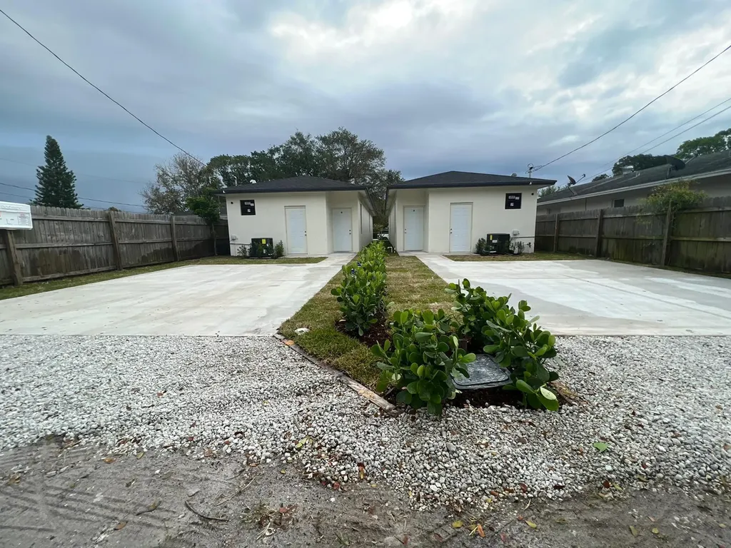 227 N E Street Lake Worth Beach FL 33460