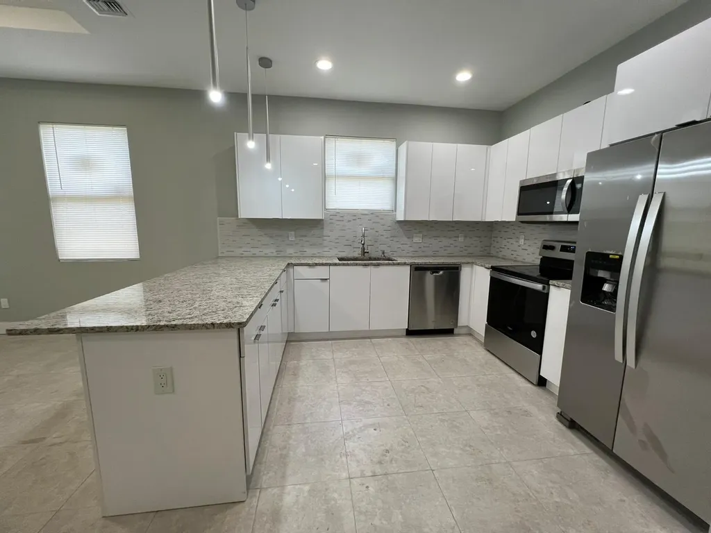 227 N E Street Lake Worth Beach FL 33460