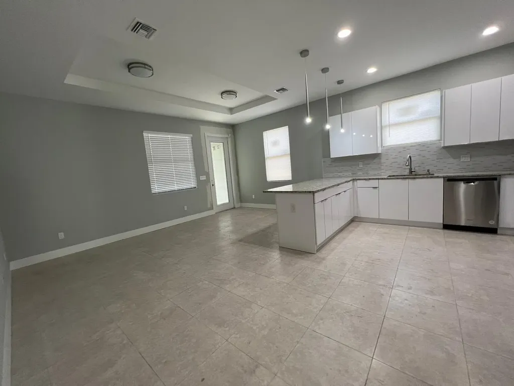 227 N E Street Lake Worth Beach FL 33460