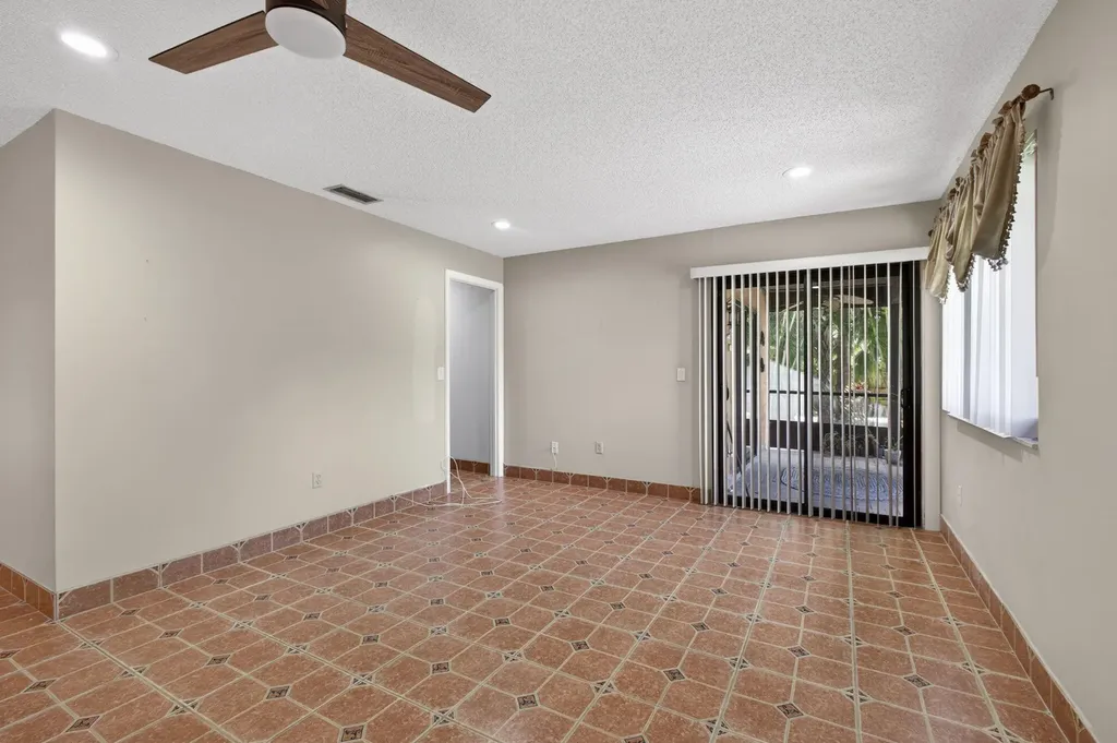67 Macadamia Court Royal Palm Beach FL 33411