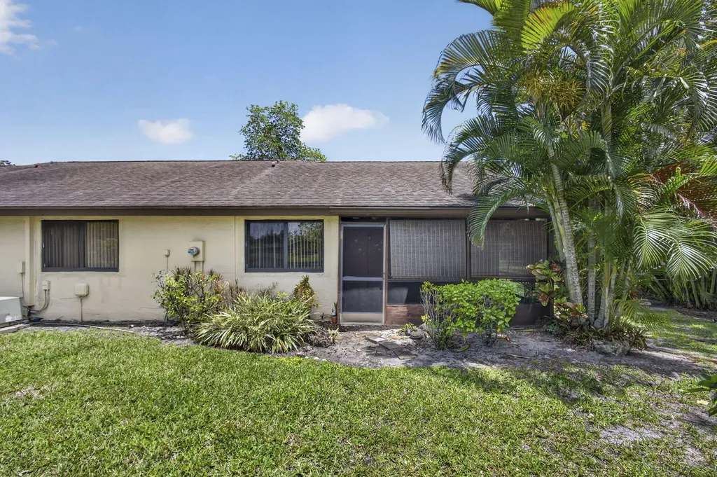 67 Macadamia Court Royal Palm Beach FL 33411