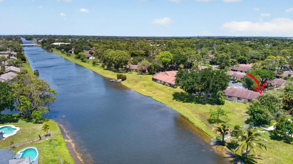 67 Macadamia Court Royal Palm Beach FL 33411