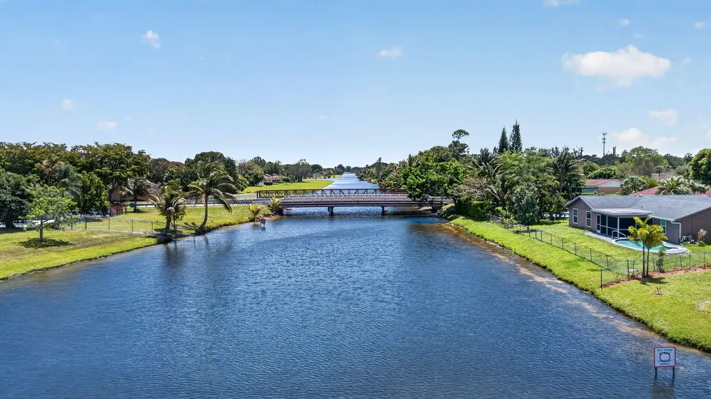 67 Macadamia Court Royal Palm Beach FL 33411