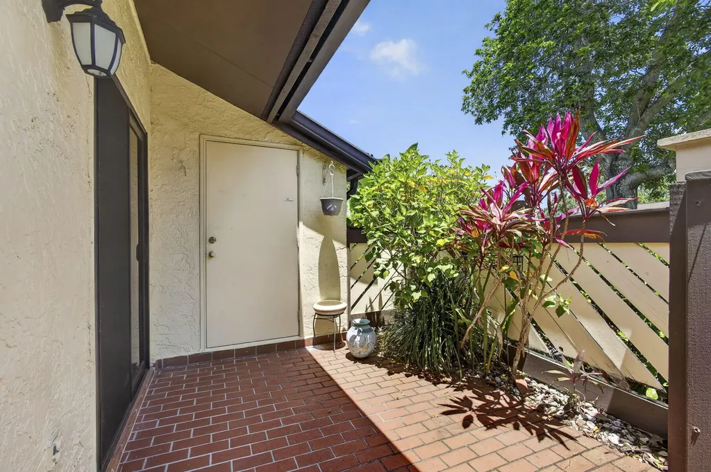 67 Macadamia Court Royal Palm Beach FL 33411
