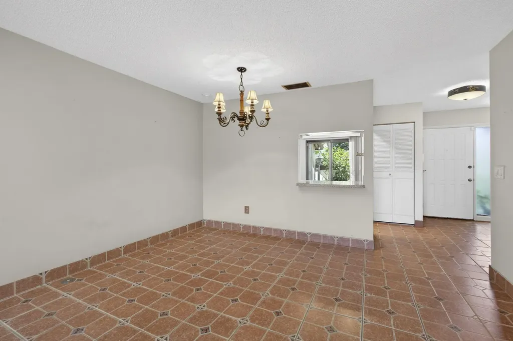 67 Macadamia Court Royal Palm Beach FL 33411