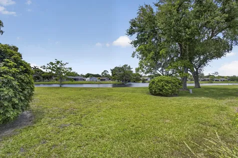 67 Macadamia Court Royal Palm Beach FL 33411
