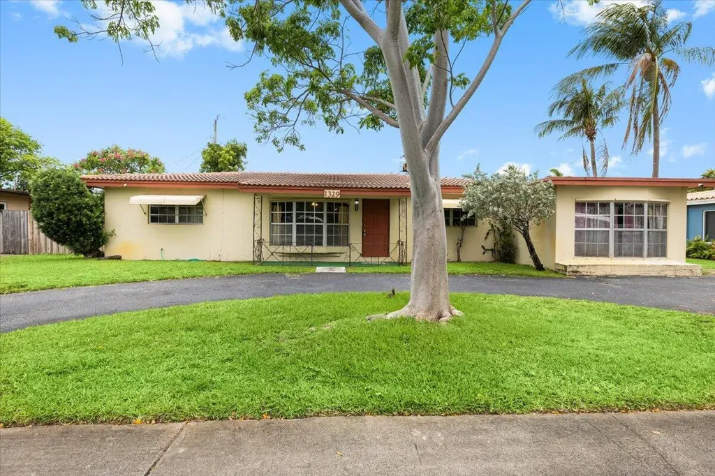 1329 SW 1st Terrace Pompano Beach FL 33060