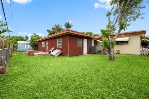 1329 SW 1st Terrace Pompano Beach FL 33060