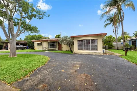 1329 SW 1st Terrace Pompano Beach FL 33060