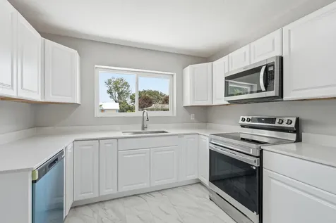 1343 SE Vestridge Lane Port St Lucie FL 34952