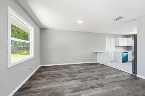 1343 SE Vestridge Lane Port St Lucie FL 34952