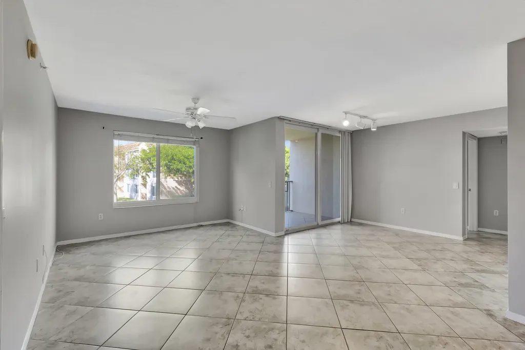 116 Villa Circle Boynton Beach FL 33435
