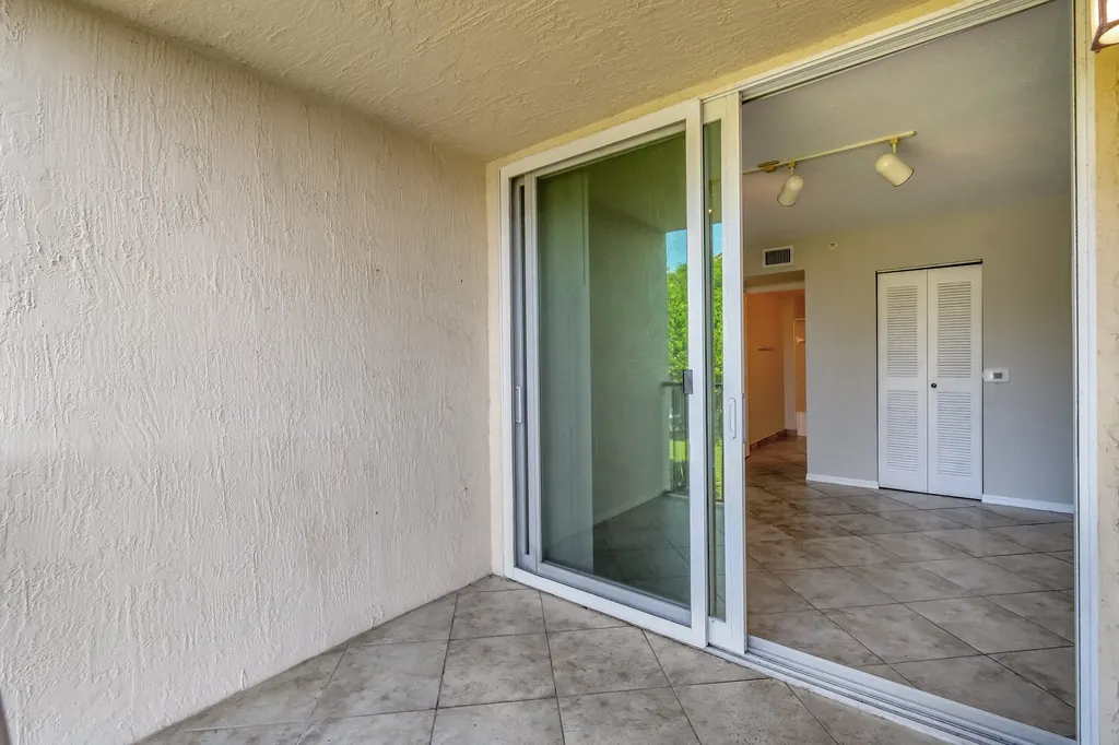116 Villa Circle Boynton Beach FL 33435
