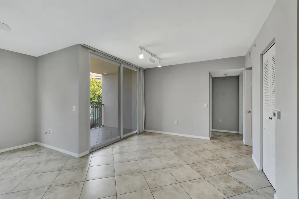 116 Villa Circle Boynton Beach FL 33435