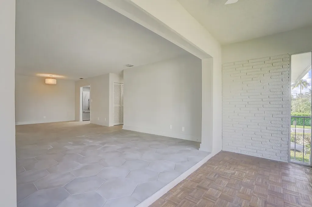 315 Venetian Drive Delray Beach FL 33483