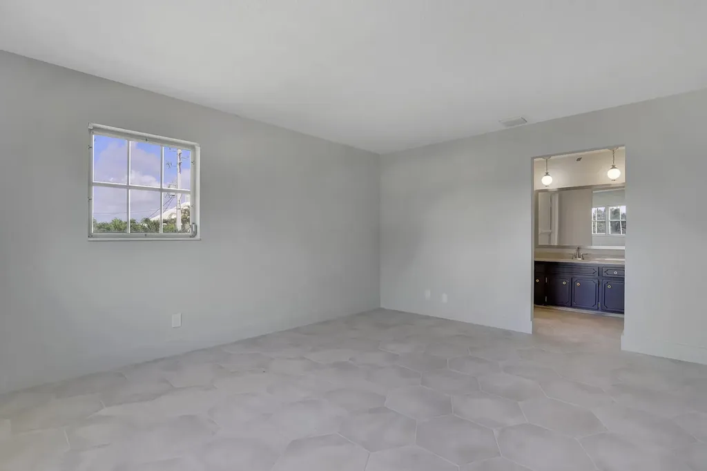 315 Venetian Drive Delray Beach FL 33483