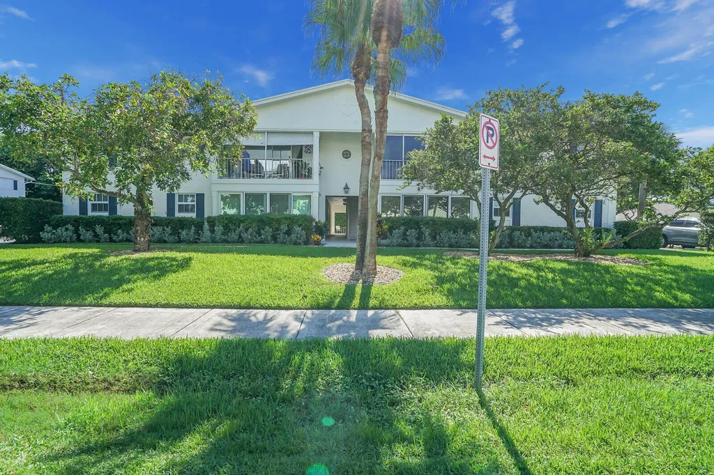 315 Venetian Drive Delray Beach FL 33483