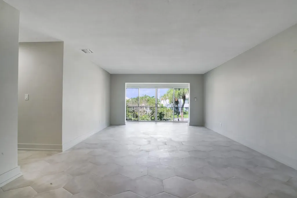 315 Venetian Drive Delray Beach FL 33483