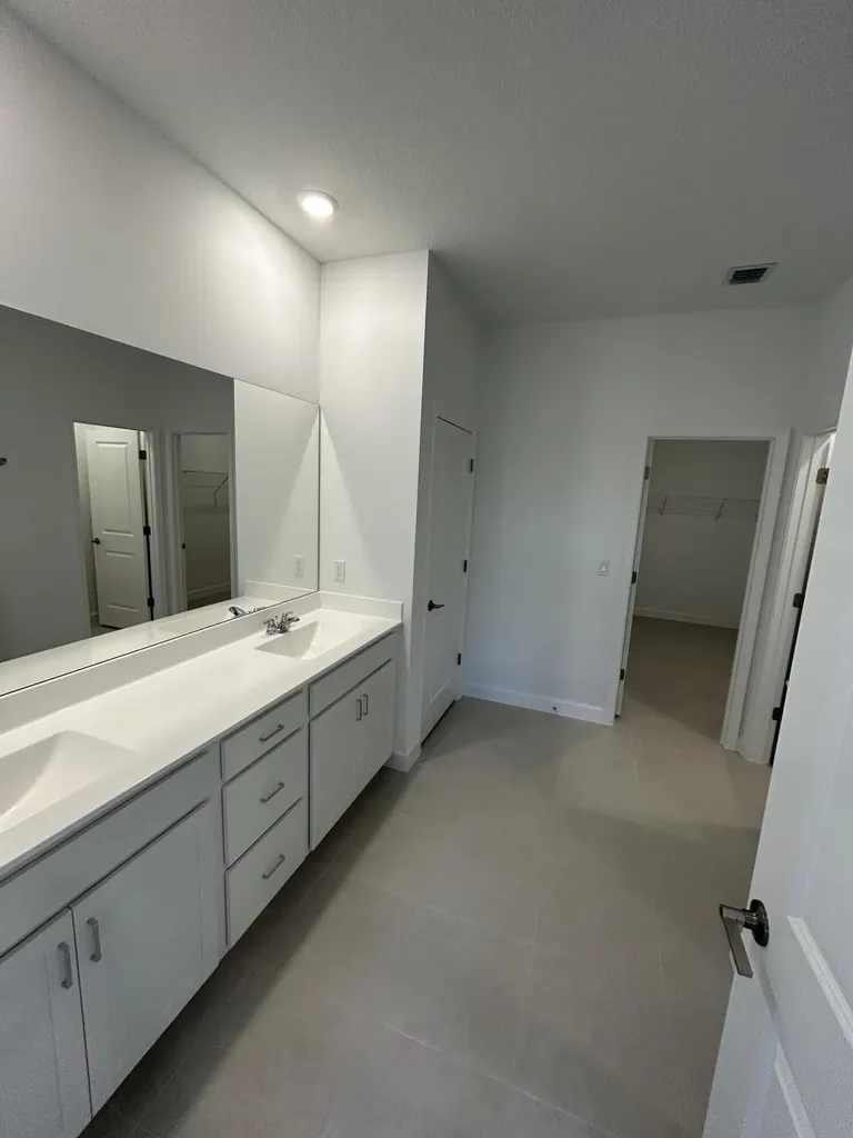 1769 SE Crosswood Way Port St Lucie FL 34984