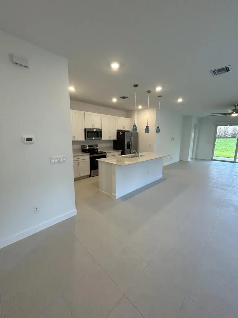 1769 SE Crosswood Way Port St Lucie FL 34984