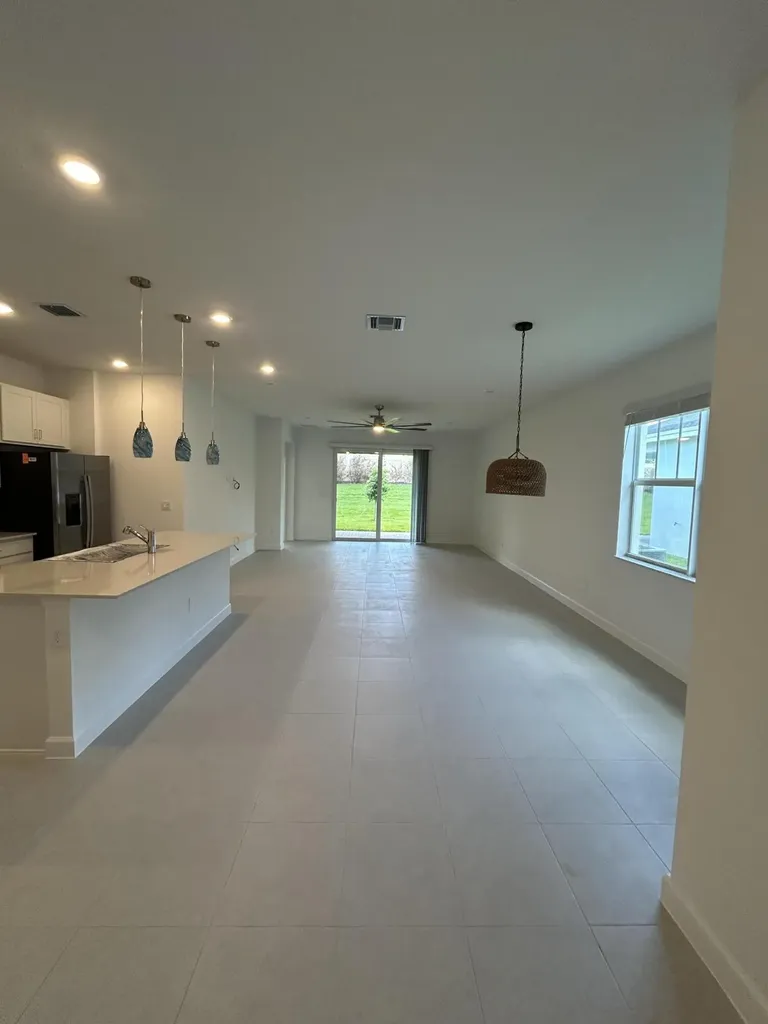 1769 SE Crosswood Way Port St Lucie FL 34984
