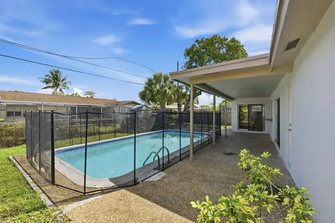 9671 NW 24th Street Sunrise FL 33322