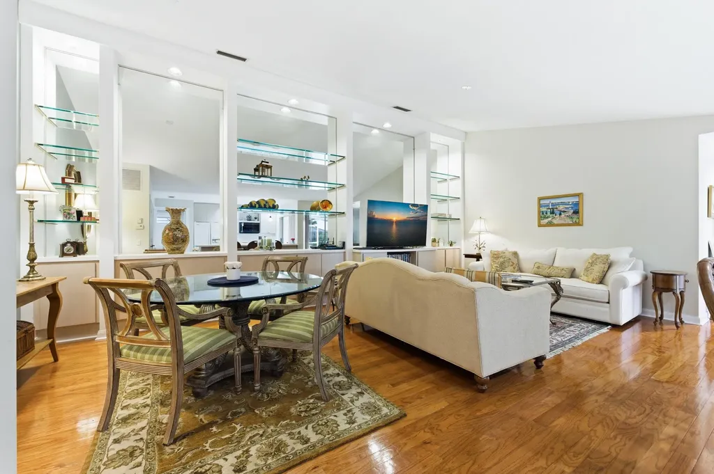 701 Silverleaf Oak Court Palm Beach Gardens FL 33410