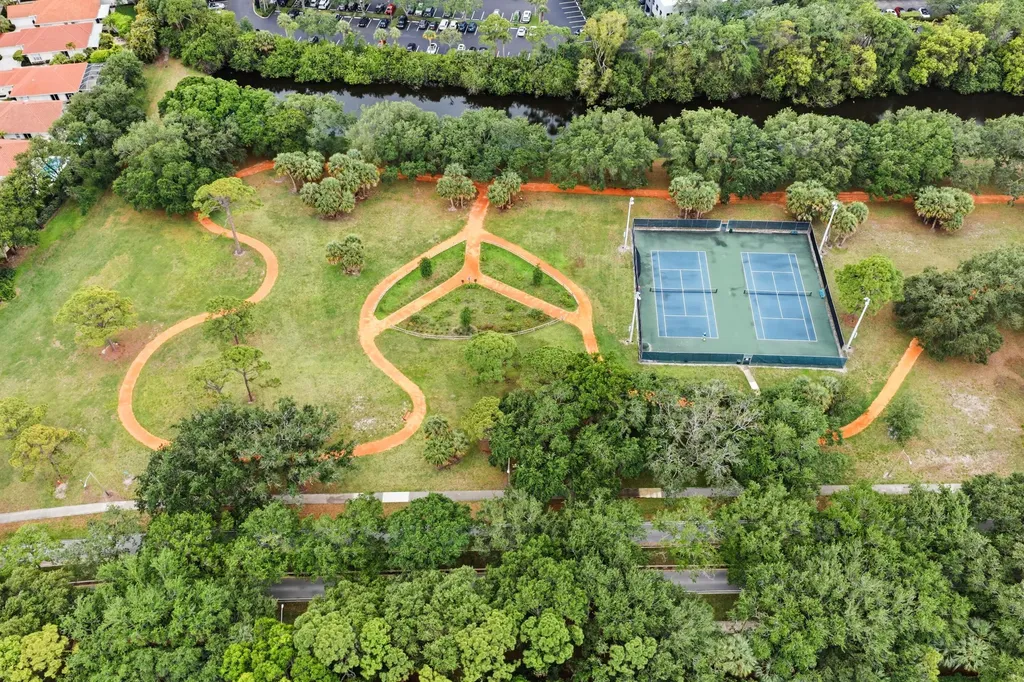 701 Silverleaf Oak Court Palm Beach Gardens FL 33410