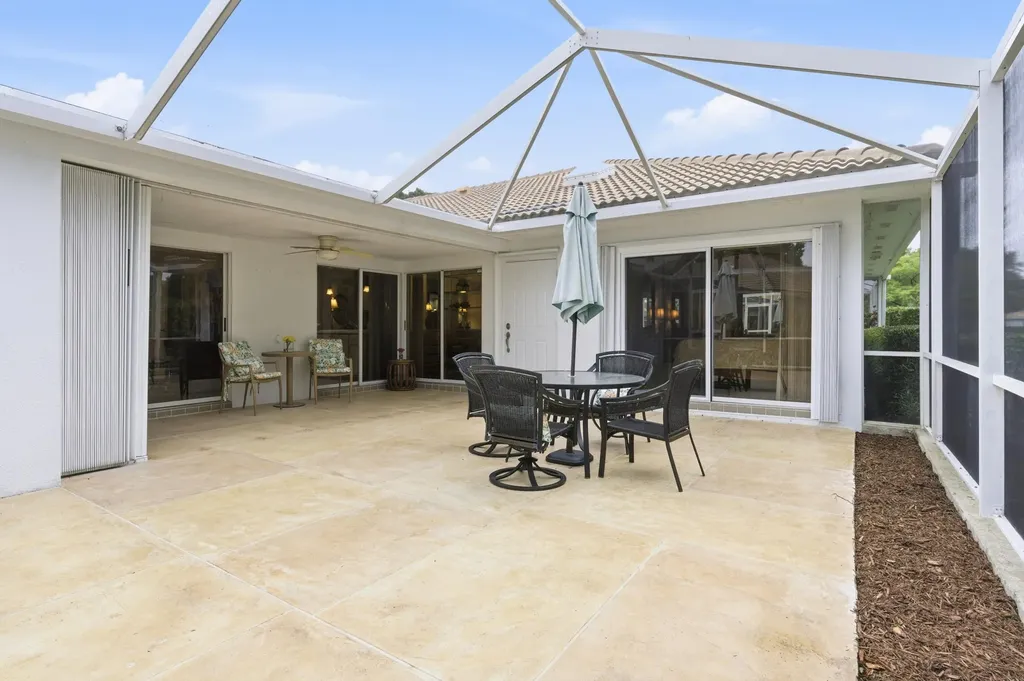 701 Silverleaf Oak Court Palm Beach Gardens FL 33410