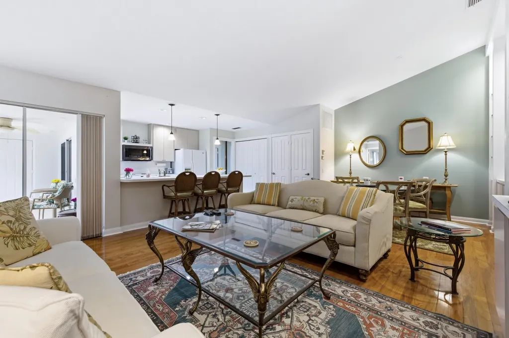 701 Silverleaf Oak Court Palm Beach Gardens FL 33410