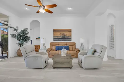 1413 W Island Club Square Vero Beach FL 32963