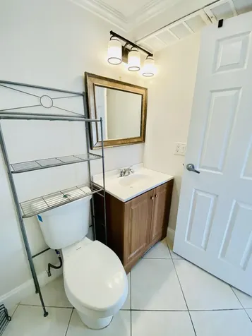 581 Saxony M Delray Beach FL 33446