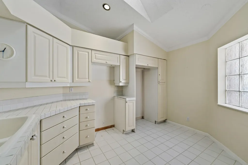 15 Via Carrara Palm Beach Gardens FL 33418