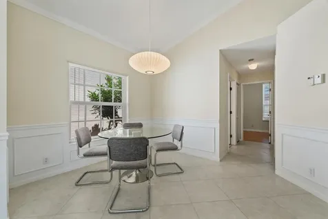 15 Via Carrara Palm Beach Gardens FL 33418