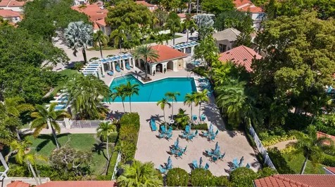 15 Via Carrara Palm Beach Gardens FL 33418