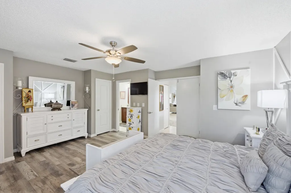 5743 Lakeview Mews Drive Boynton Beach FL 33437