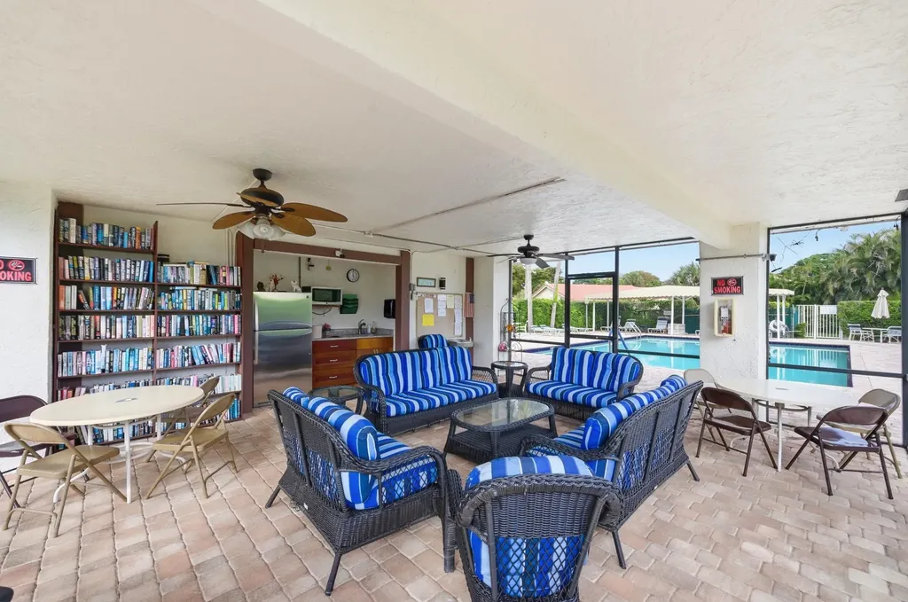 5743 Lakeview Mews Drive Boynton Beach FL 33437