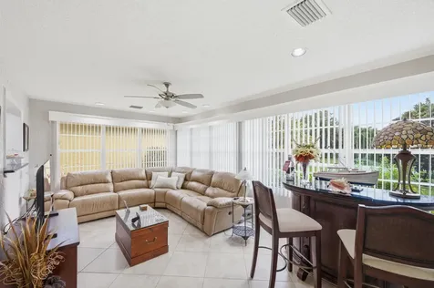 5743 Lakeview Mews Drive Boynton Beach FL 33437