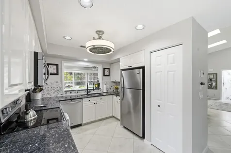 5743 Lakeview Mews Drive Boynton Beach FL 33437