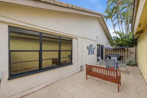 5743 Lakeview Mews Drive Boynton Beach FL 33437