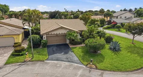 5743 Lakeview Mews Drive Boynton Beach FL 33437