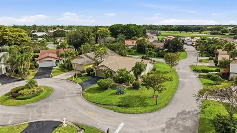 5743 Lakeview Mews Drive Boynton Beach FL 33437