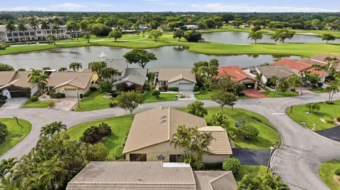 5743 Lakeview Mews Drive Boynton Beach FL 33437