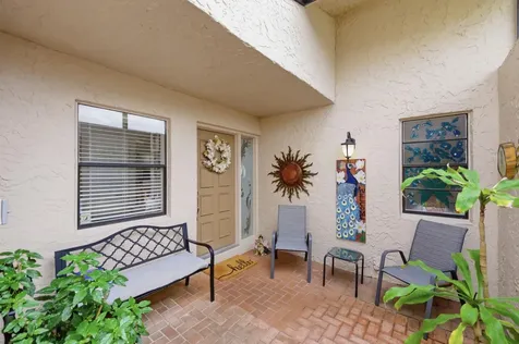 5743 Lakeview Mews Drive Boynton Beach FL 33437