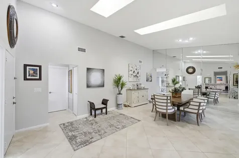 5743 Lakeview Mews Drive Boynton Beach FL 33437