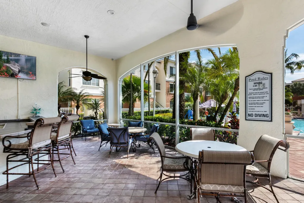 10103 W Myrtlewood Circle Circle W Palm Beach Gardens FL 33418