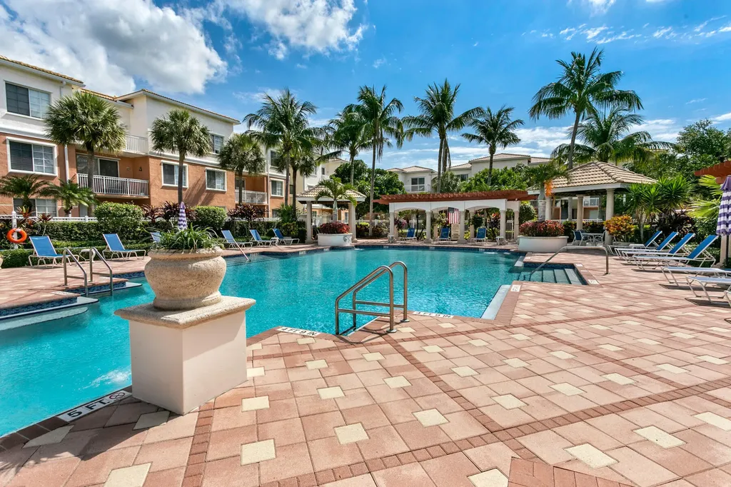 10103 W Myrtlewood Circle Circle W Palm Beach Gardens FL 33418