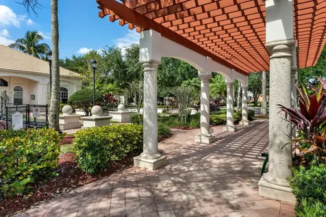 10103 W Myrtlewood Circle Circle W Palm Beach Gardens FL 33418