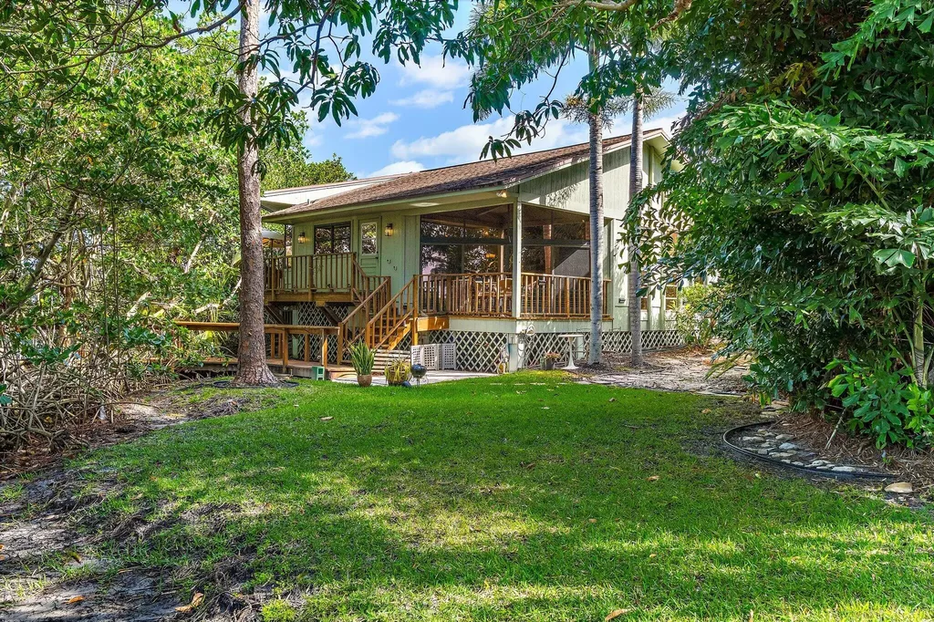 702 Warren Drive Jupiter FL 33458