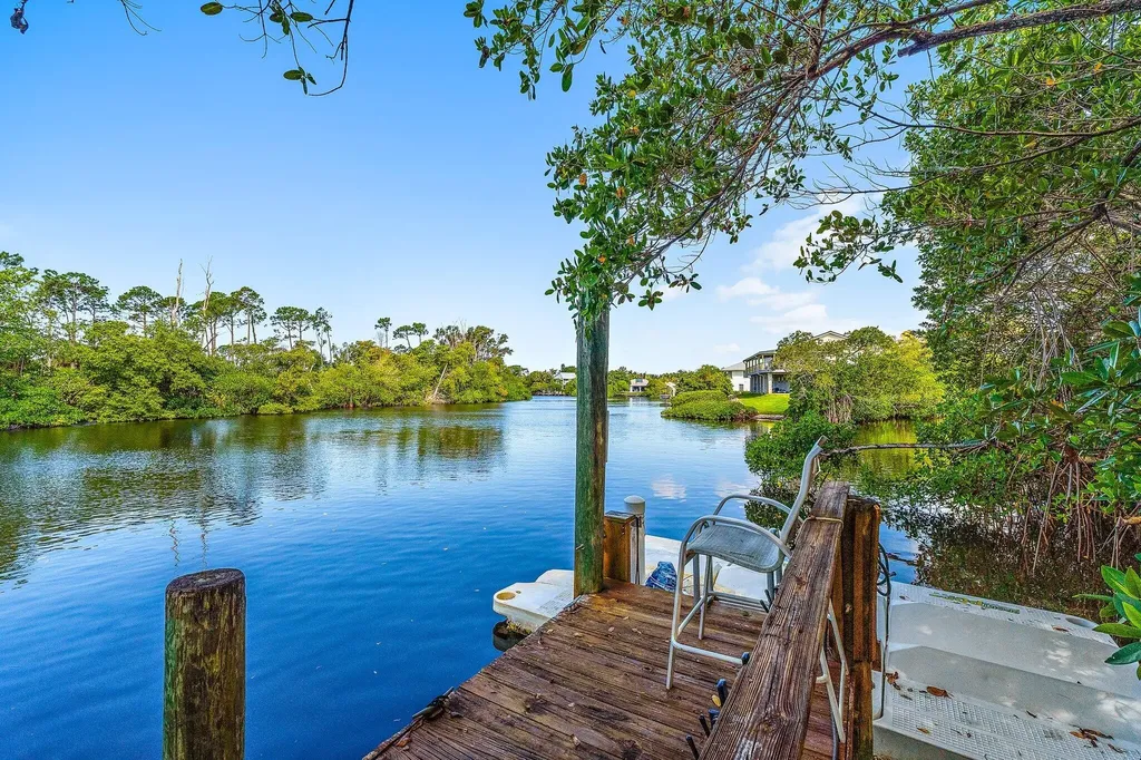 702 Warren Drive Jupiter FL 33458